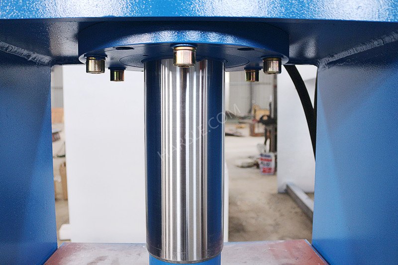 Presse hydraulique 100 tonnes