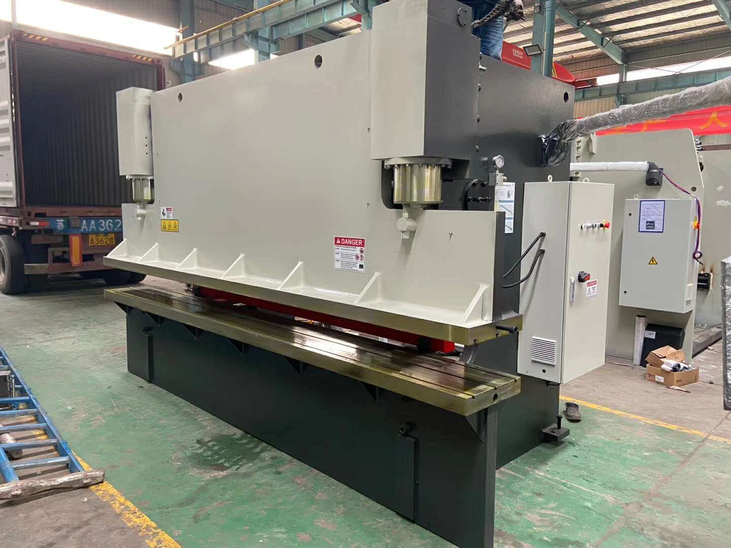 Presse plieuse Mexico-WC67K-250T / 4000