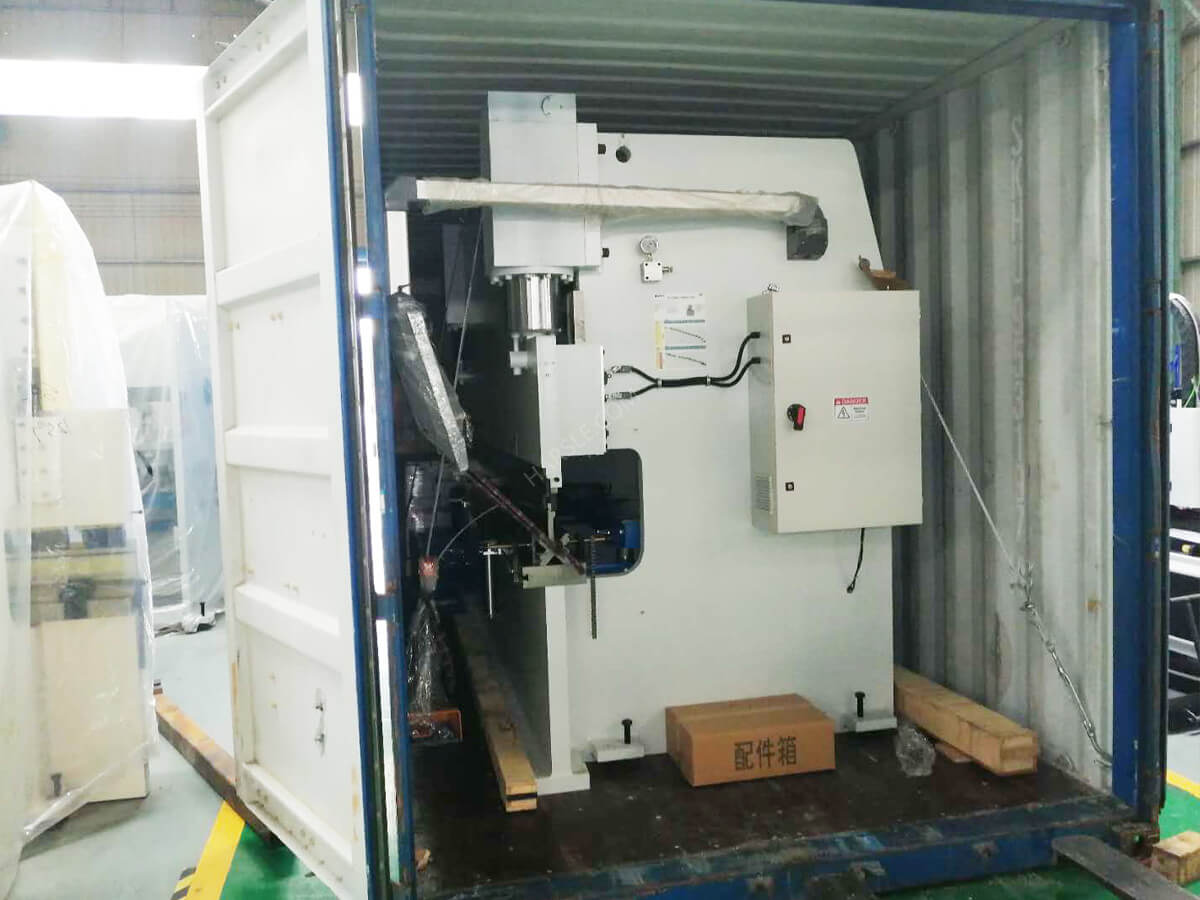 Russie-CNC-Milling-Machine-200917- (3)