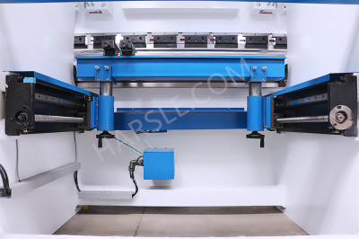 Presse plieuse multi-axes