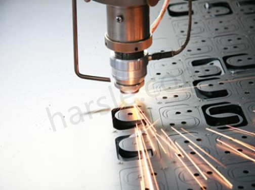 machine à découper au laser